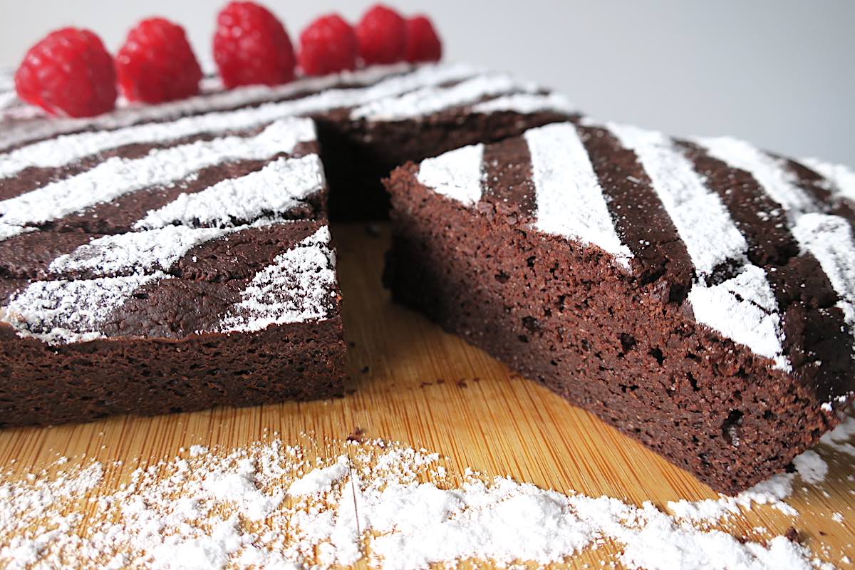 Sugar Free Keto Chocolate Ricotta Cake