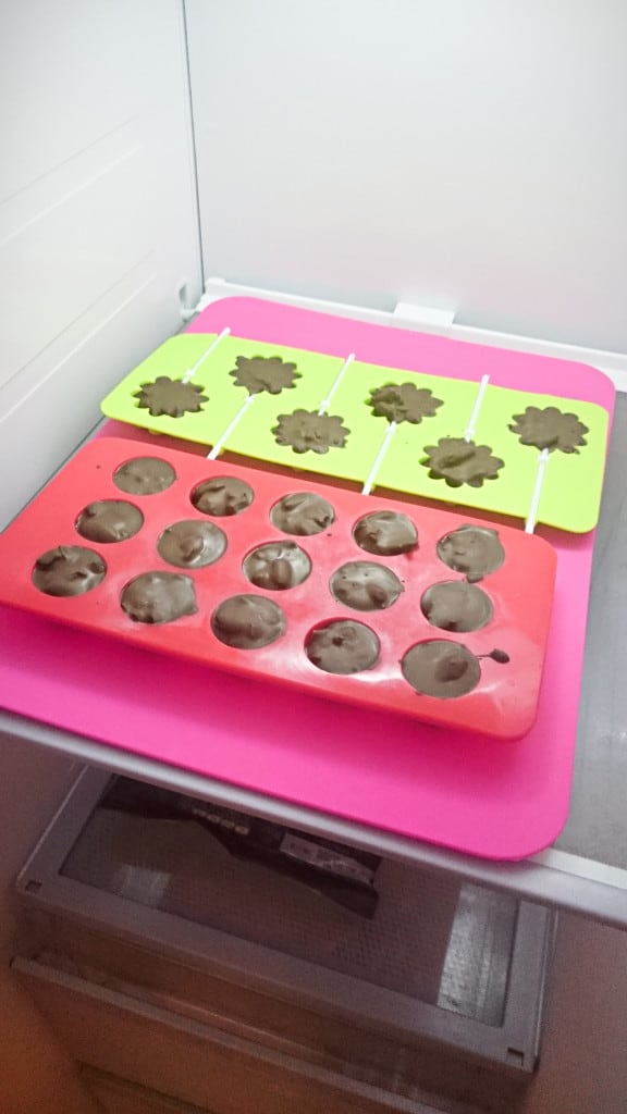 sugar free low carb chocolates with roasted almonds
