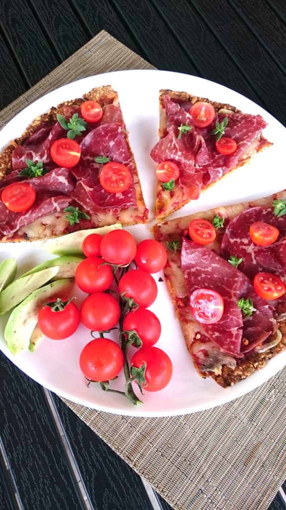 low carb keto zucchizza - queenketo pizza