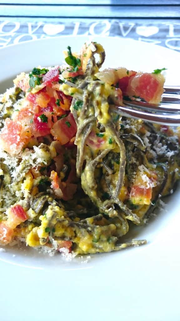 low carb black bean spaghetti carbonara