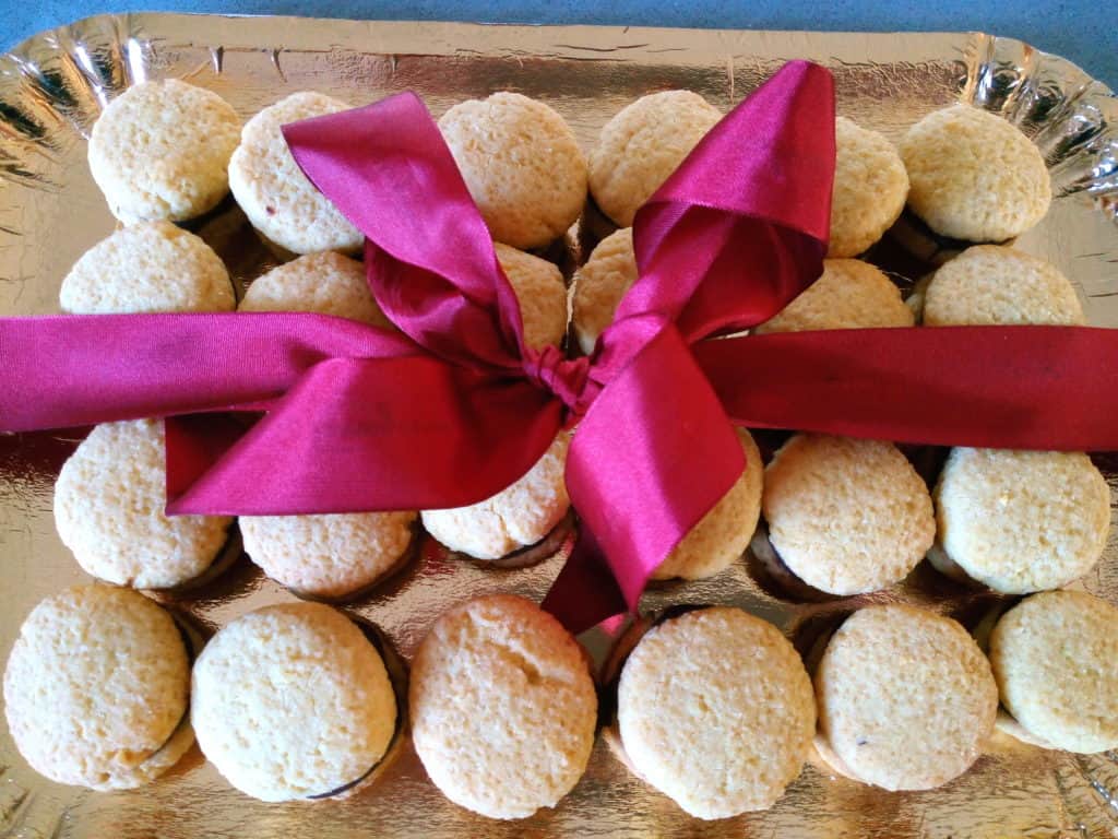 sugar free low carb lady's kisses (baci di dama)