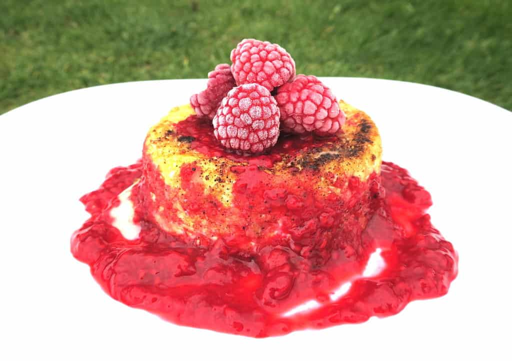 keto camembert with sugar free raspberry & gin compote