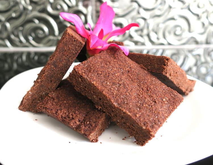 sugar free keto almond chocolate fudge (marion's scottish tablet)