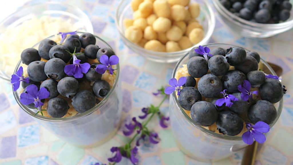 keto high fibre pea flower fool with macadamia crumble
