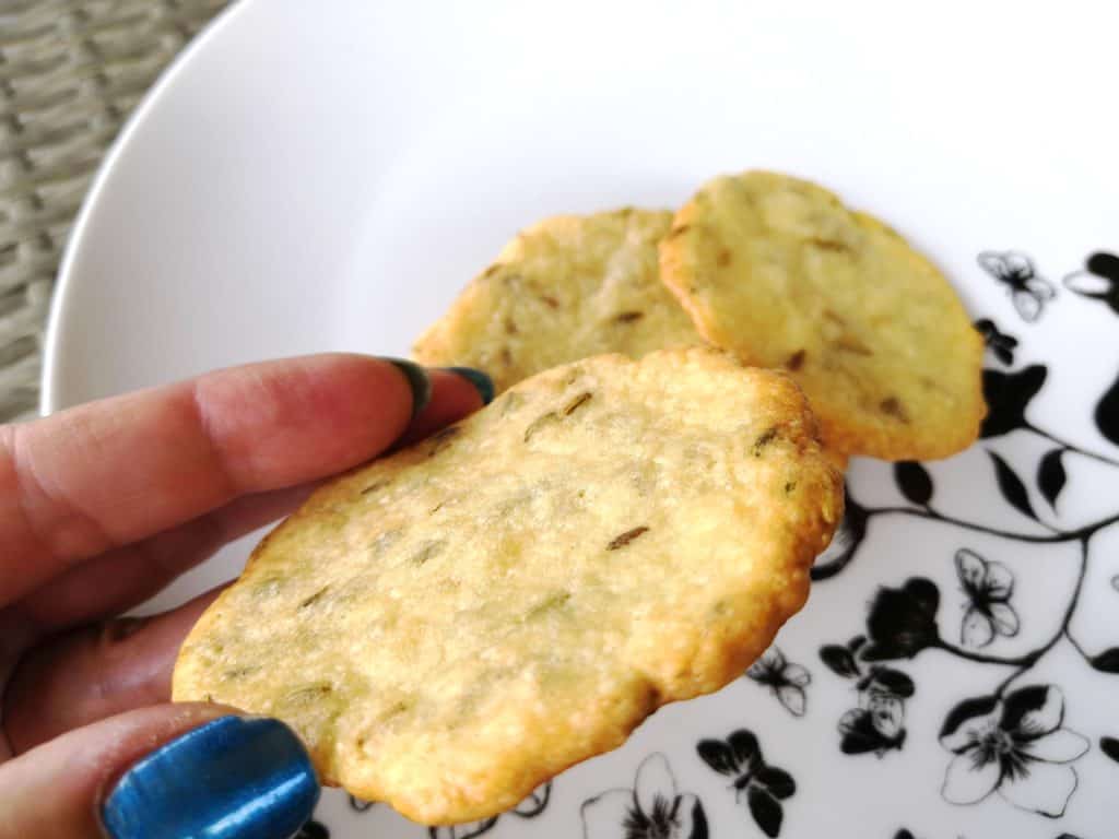 Zero Carbs Keto Parmesan & Fennel Crisps