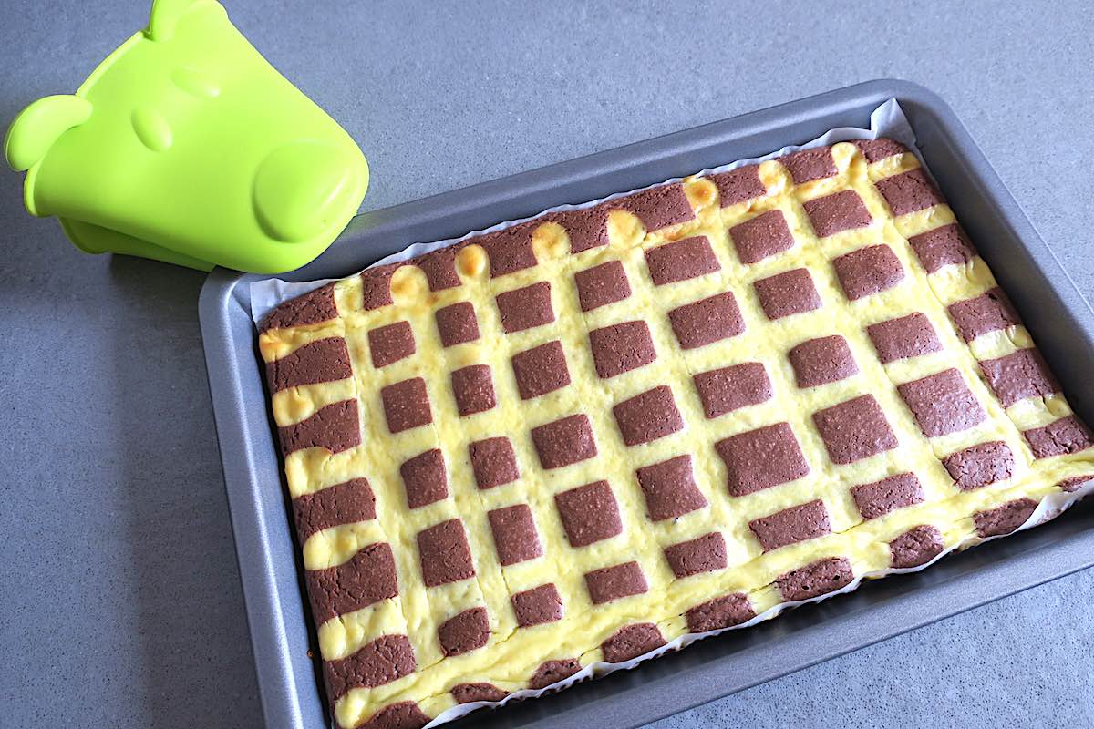 Sugar Free & Keto Breakfast Cake Slice