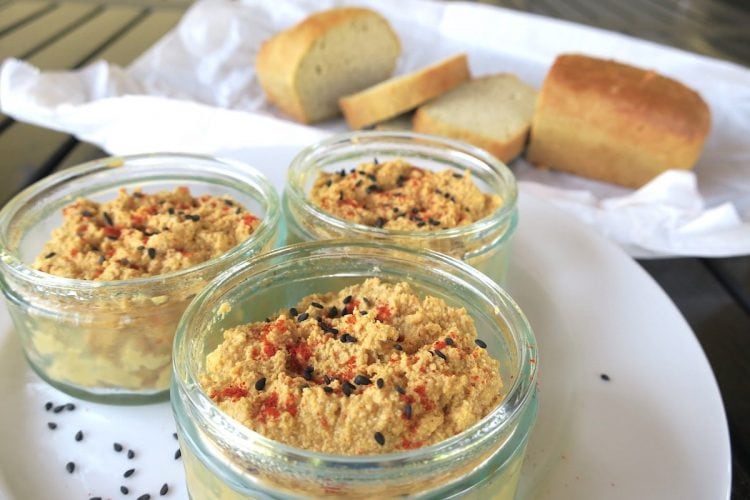 Easy Low Carb & Keto Hummus