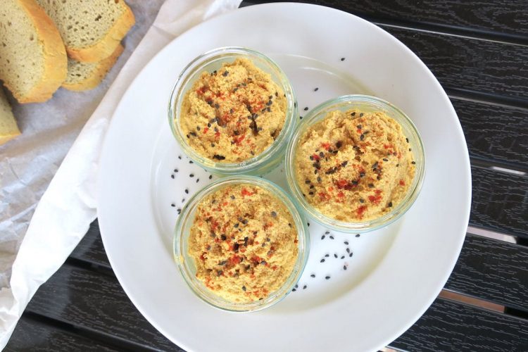 Easy Low Carb & Keto Hummus