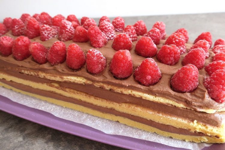 Low Carb Raspberry & Nutella Birthday Cake