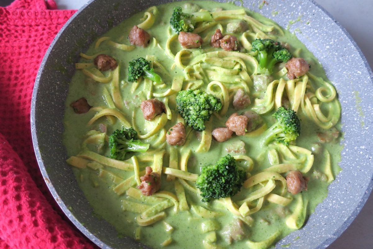 Low Carb Pasta with Sausage & Broccoli