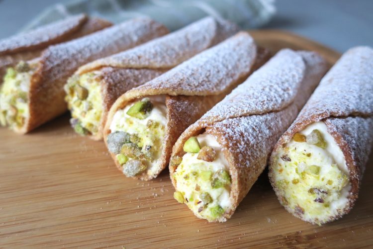 Sugar Free & Low Carb Sicilian Cannoli
