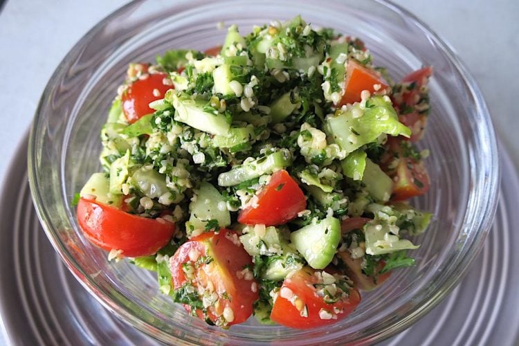 Low Carb Tabbouleh (Tabouli) Salad