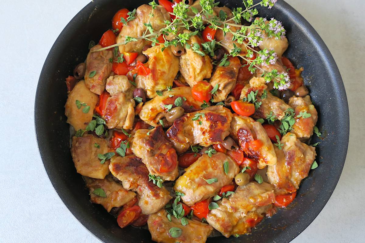 Keto Ligurian Chicken with Olives and Cherry Tomatoes