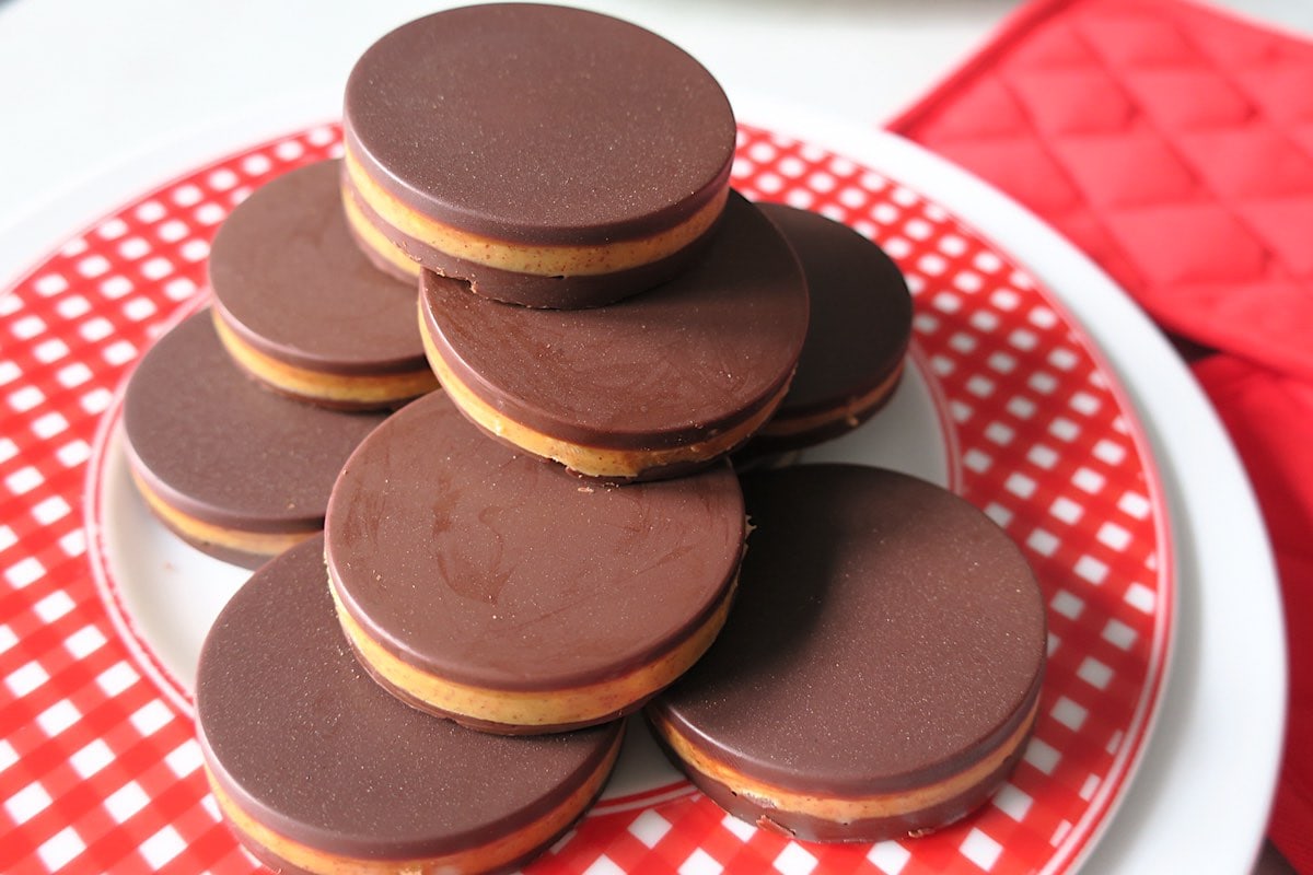 Keto Nut Butter Chocolate Sandwiches