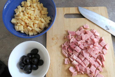 Keto Savoury Breakfast Sponge Cake