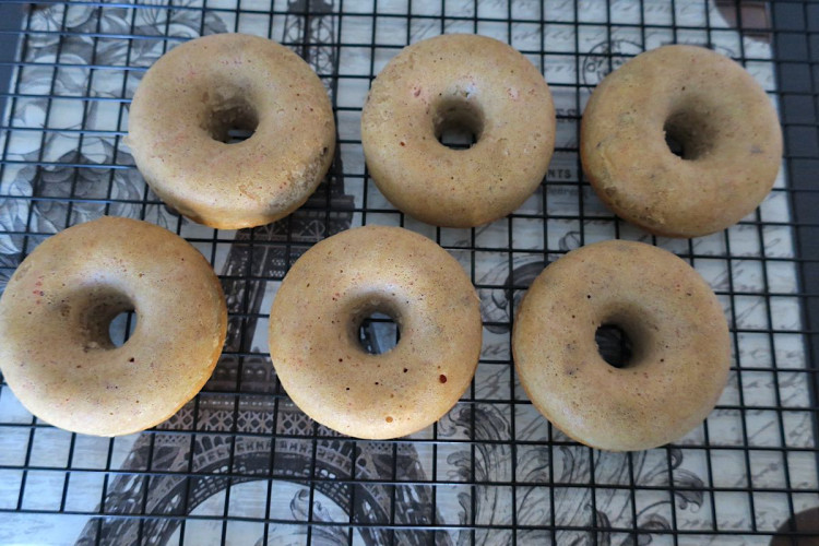 Keto Sugar Free Carrot Cake Doughnuts