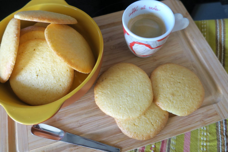 Sugar Free & Keto Olive Oil Biscuits